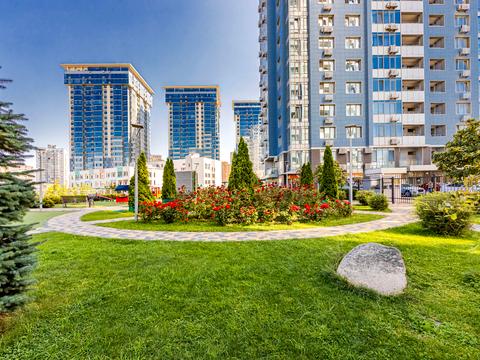 квартира за адресою Дніпровська набережна вул., 14-А