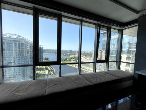 квартира за адресою Дніпровська набережна вул., 14-А