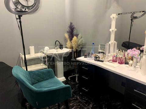 коммерческая по адресу Днепровская набережная ул., 14-А