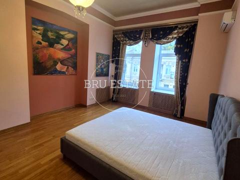 квартира по адресу Вячеслава Липинского ул. (Чапаева), 11