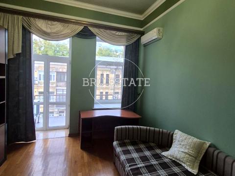 квартира по адресу Вячеслава Липинского ул. (Чапаева), 11