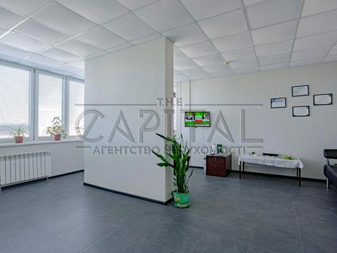 комерційна за адресою Київ, Здолбунівська вул., 9-Б