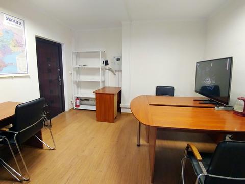 комерційна за адресою Січових Стрільців вул. (Артема), 52-А