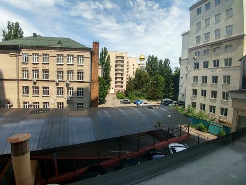 комерційна за адресою Січових Стрільців вул. (Артема), 52-А