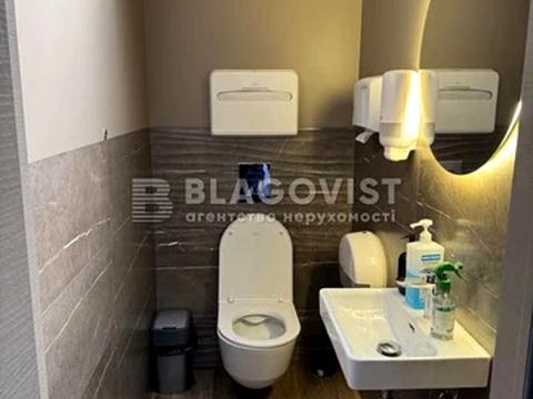 комерційна за адресою Лабораторний пров., 7