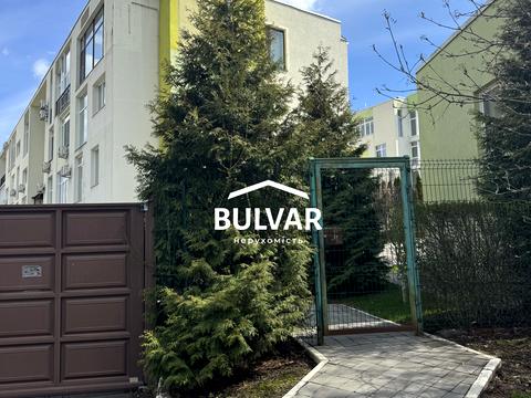 квартира за адресою Липова вул. (Синельникова), 8