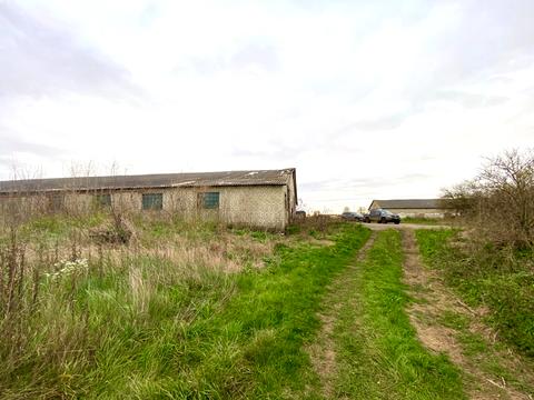 коммерческая по адресу Київська, 6