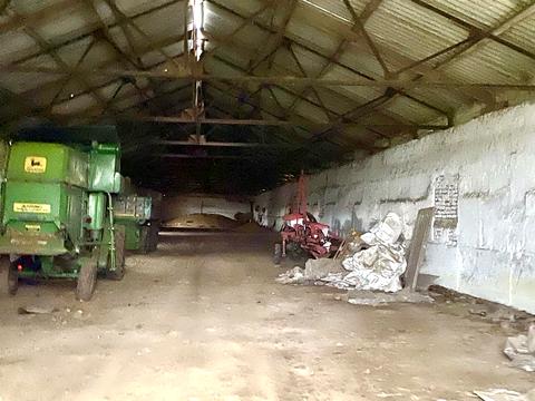 коммерческая по адресу Київська, 6