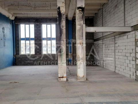 комерційна за адресою Кирилівська вул. (Фрунзе), 104