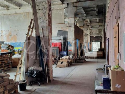 комерційна за адресою Кирилівська вул. (Фрунзе), 104