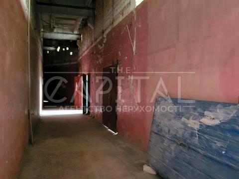 комерційна за адресою Кирилівська вул. (Фрунзе), 104