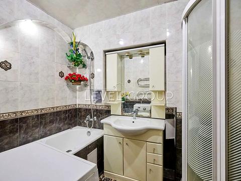 квартира за адресою Святошинська пл., 1