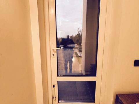 коммерческая по адресу Днепровская набережная ул., 18-Б