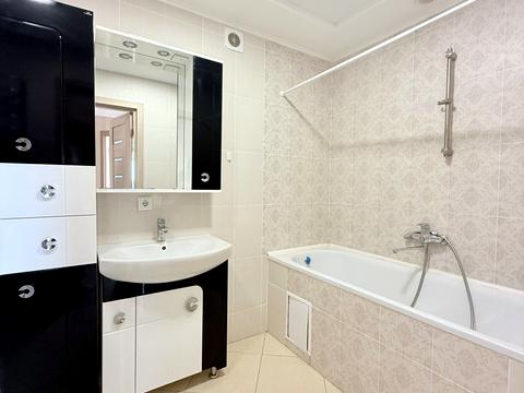 квартира по адресу Василия Сухомлинского ул., 14