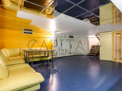 комерційна за адресою Левка Лук'яненка вул. (Маршала Тимошенка), 29