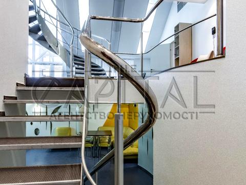 комерційна за адресою Левка Лук'яненка вул. (Маршала Тимошенка), 29