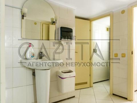 комерційна за адресою Левка Лук'яненка вул. (Маршала Тимошенка), 29