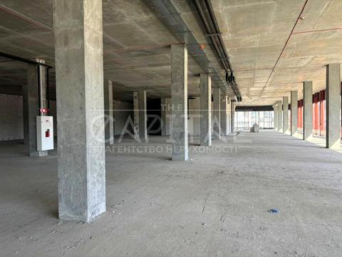 комерційна за адресою Київ, Дніпровська набережна вул., 15-Є