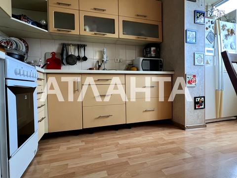 квартира за адресою Героїв Космосу вул., 15