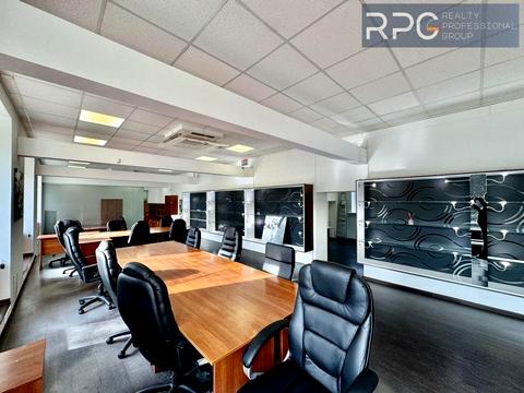 коммерческая по адресу Николая Михновского бульв. (Дружбы Народов), 13