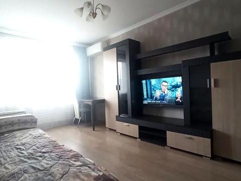 квартира за адресою Академіка Глушкова просп., 34