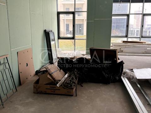 коммерческая по адресу Андрея Верхогляда ул. (Михайла Драгомирова), 19-А