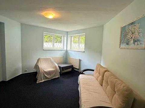 коммерческая по адресу Буковина, 19