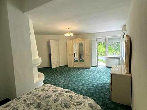 коммерческая по адресу Буковина, 19