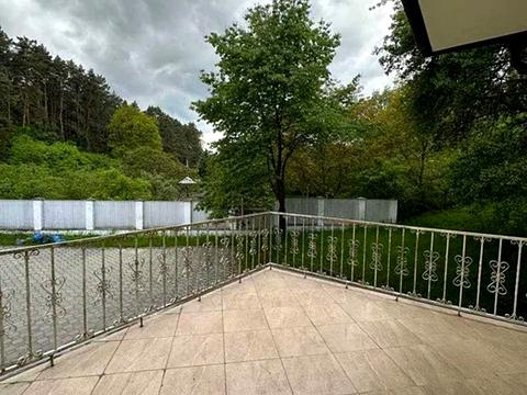 коммерческая по адресу Буковина, 19