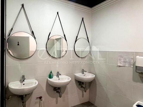 коммерческая по адресу Степана Бандеры просп. (Московський), 10-В