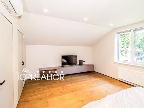 дом по адресу Лісна