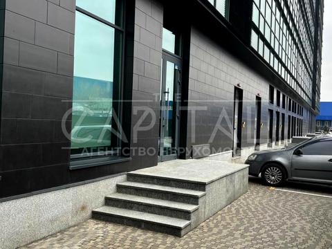 коммерческая по адресу Степана Бандеры просп. (Московський), 6