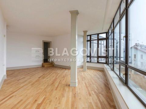 дом по адресу Локомотивная ул.