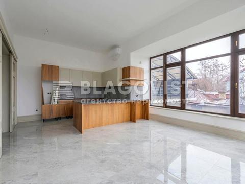 дом по адресу Локомотивная ул.