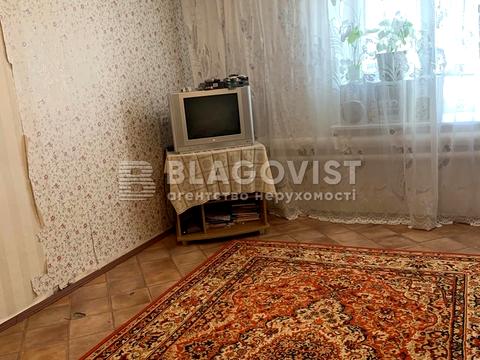 комерційна за адресою Круглоуніверситетська вул., 18/2