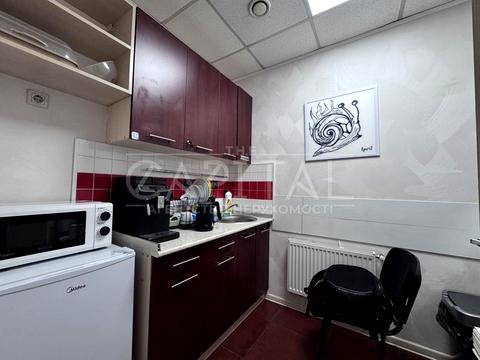 комерційна за адресою Олени Теліги вул., 5-Б