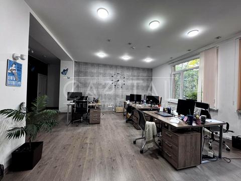 комерційна за адресою Олени Теліги вул., 5-Б