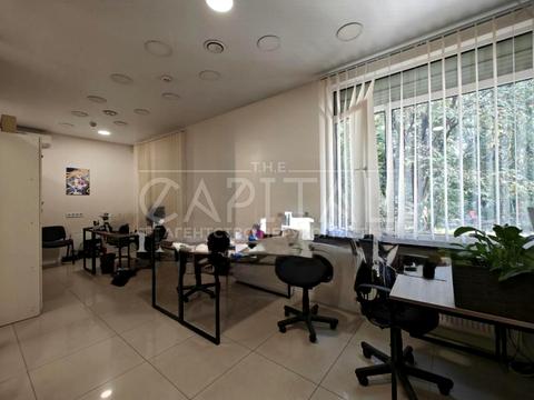 комерційна за адресою Олени Теліги вул., 5-Б