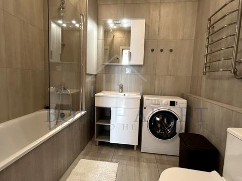 квартира за адресою Олександра Олеся вул., 4-Б