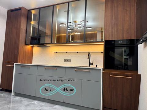 квартира по адресу Радісна, 4