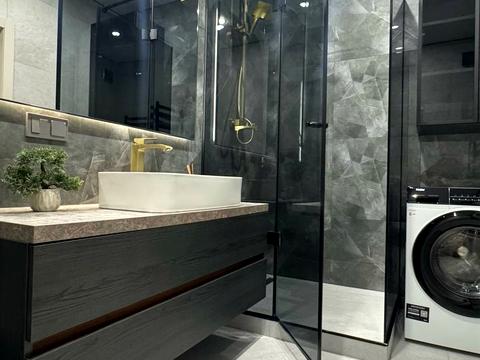 квартира по адресу Радісна, 4