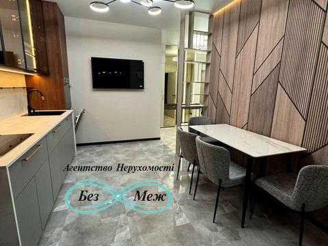 квартира по адресу Радісна, 4