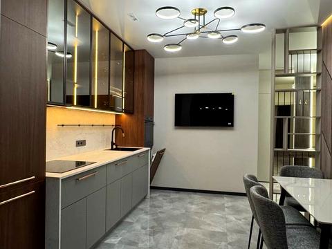 квартира по адресу Радісна, 4