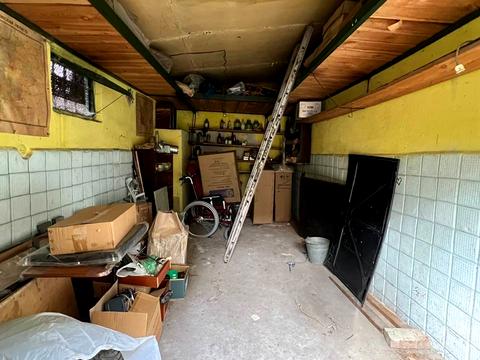 паркомісце за адресою Костя Левицького вул. (), 26