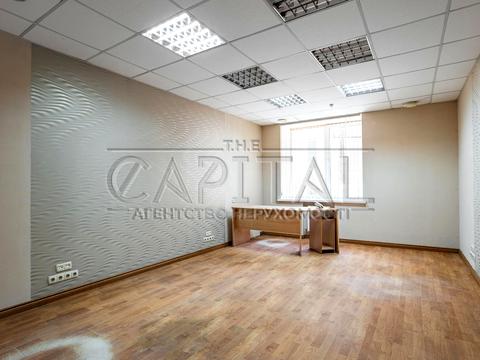 комерційна за адресою Січових Стрільців вул. (Артема), 27-31