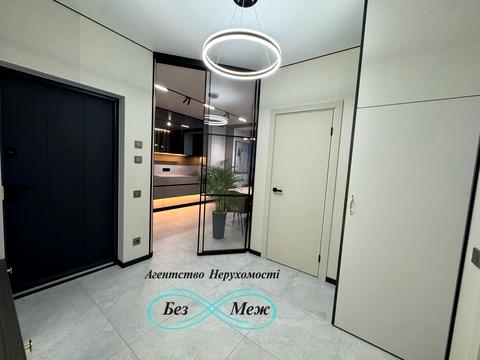 квартира по адресу Радісна, 2