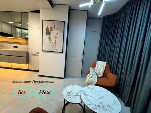 квартира по адресу Радісна, 2