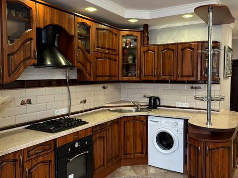 квартира за адресою Євгена Коновальця вул., 124А