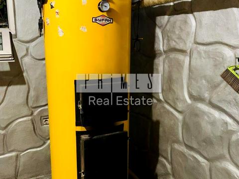 будинок за адресою Вишнева вул.