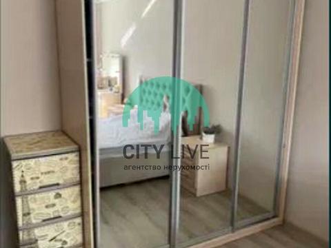 квартира за адресою Урожайна вул., 2